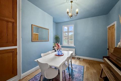 3 bedroom terraced house for sale, Oldfield Road, Altrincham