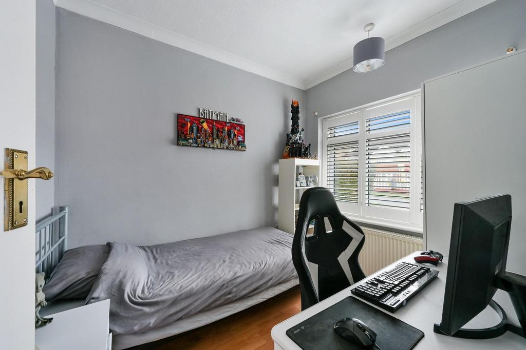 Gatley avenue