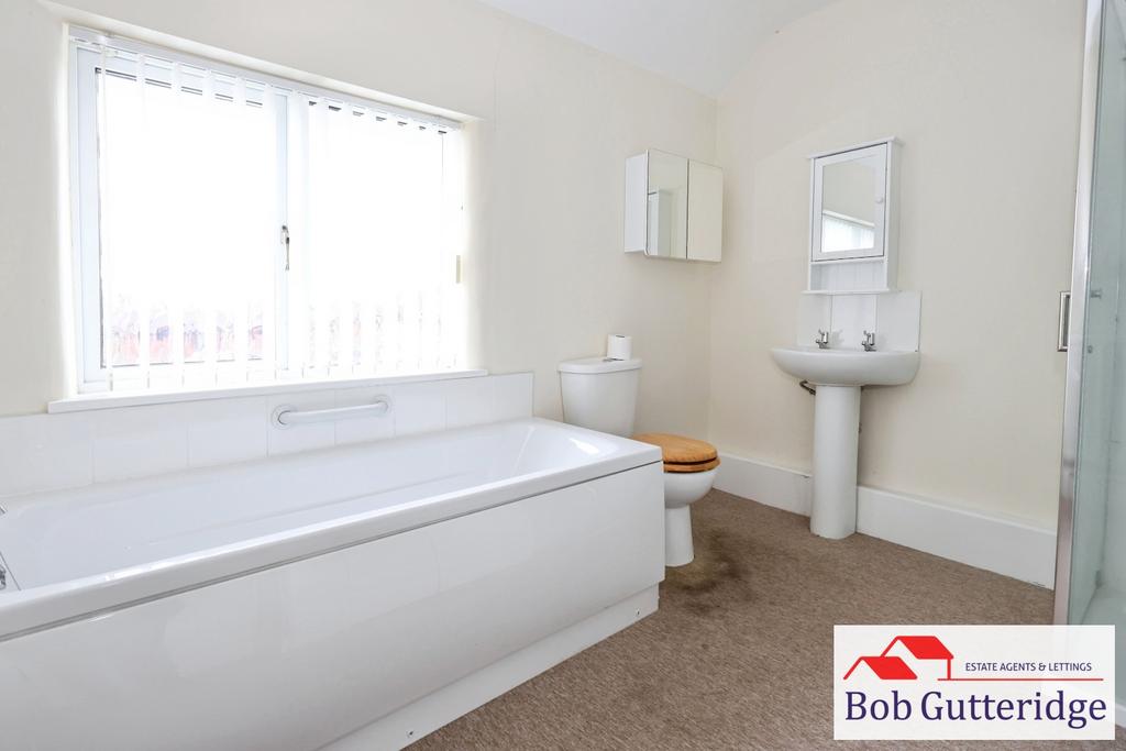 First floor four piece bathroom