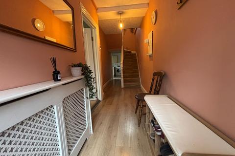 2 bedroom terraced house for sale, Gwynfryn Terrace, Llanybydder, SA40