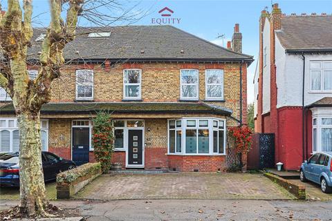 4 bedroom semi-detached house for sale, Park Avenue, Enfield, EN1