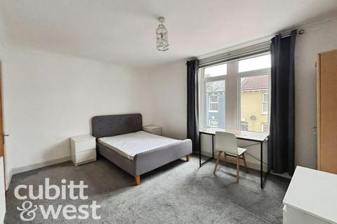 undefined, NO DEPOSIT OPTION-Reginald Road Southsea PO4