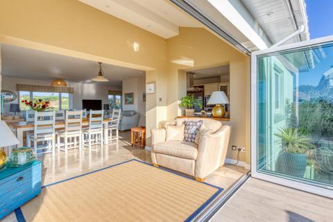 4 bedroom detached house for sale, La Rue De La Campagne, Jersey, JE3