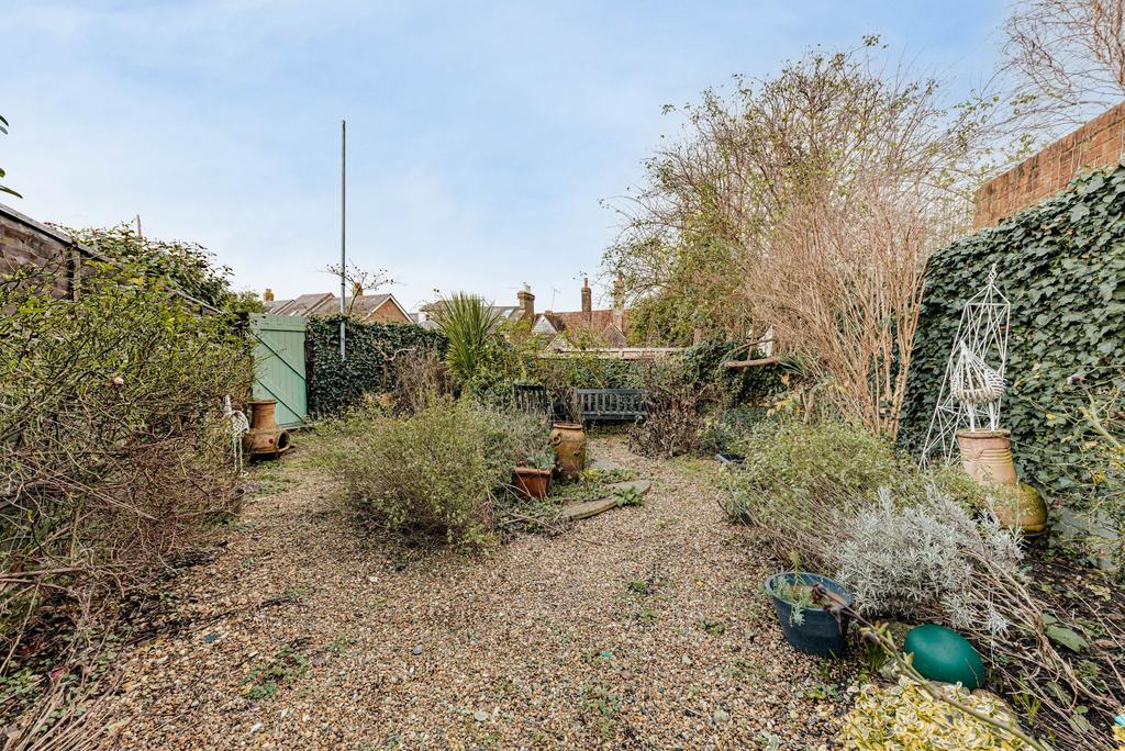 Rear garden (3)
