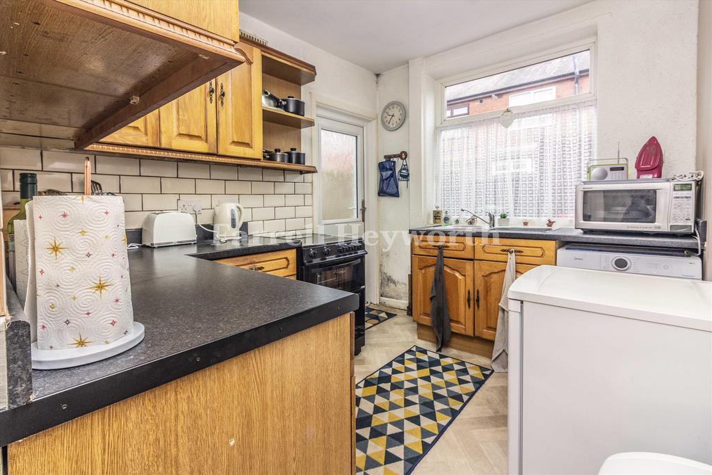 Kitchen c