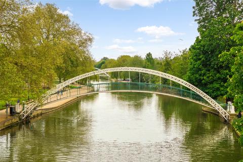 undefined, The Embankment, Bedford, Bedfordshire, MK40