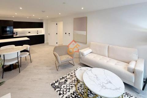 2 bedroom flat to rent, Vista River Tower, 1 Trinity Way, Manchester M3