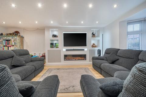 undefined, Howard Close, Acton, W3