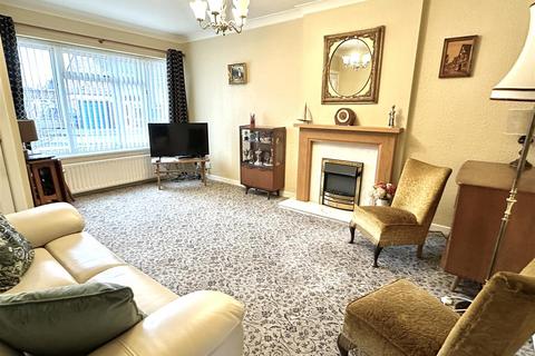 2 bedroom detached bungalow for sale, Augustus Drive, Alcester
