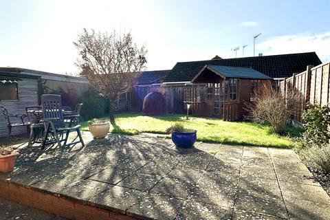 2 bedroom detached bungalow for sale, Augustus Drive, Alcester