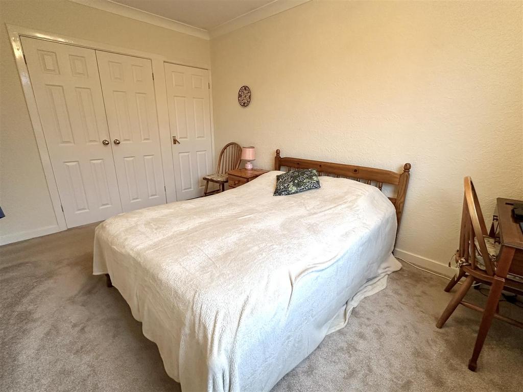 Double bed 1