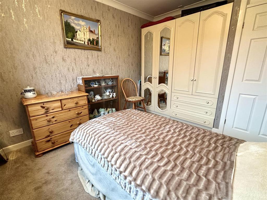 Double bed 2