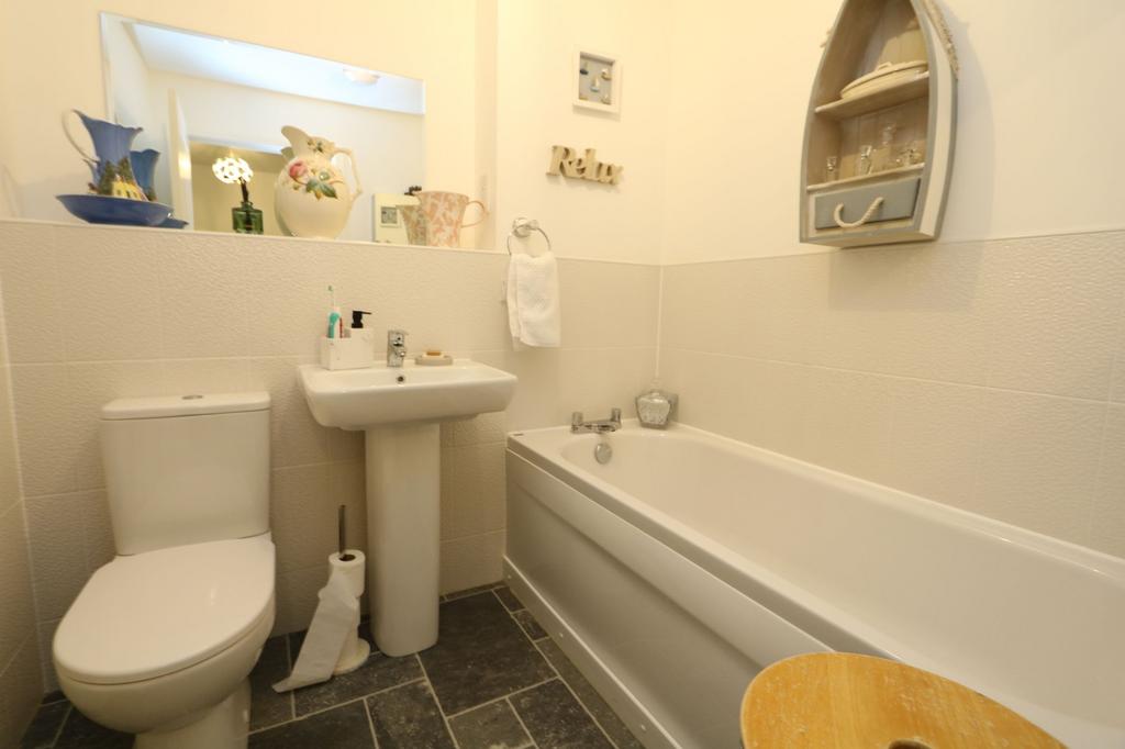 Family Bathroom WC Shower