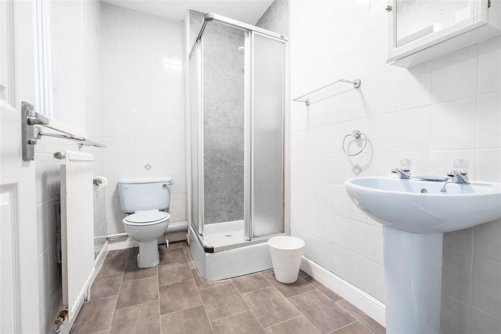 Ensuite.jpg