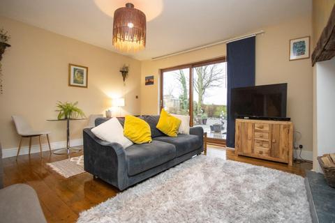 3 bedroom end of terrace house for sale, South Street, Sherburn Village, Durham
