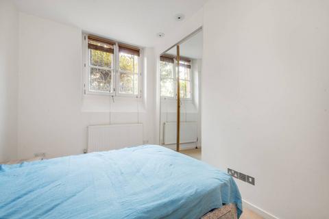 2 bedroom flat to rent, Palace Court, Notting Hill, London, W2