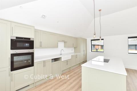 undefined, Five Oaks, Charlwood Road, Horley, Surrey
