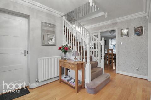 5 bedroom detached house for sale, Hotham Close, Swanley