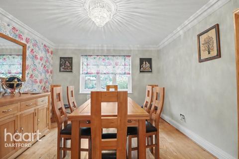 5 bedroom detached house for sale, Hotham Close, Swanley