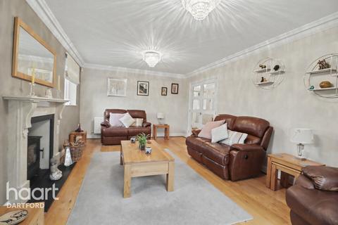 undefined, Hotham Close, Swanley