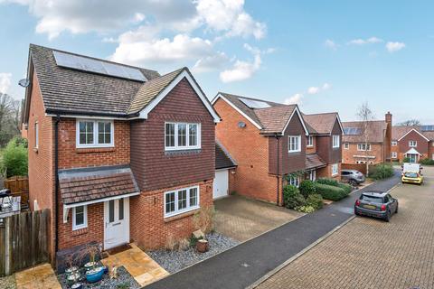 undefined, Field End, Billingshurst, RH14