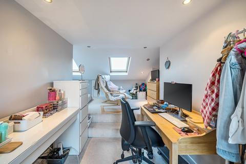 4 bedroom house for sale, Howden Street, Peckham, London, SE15