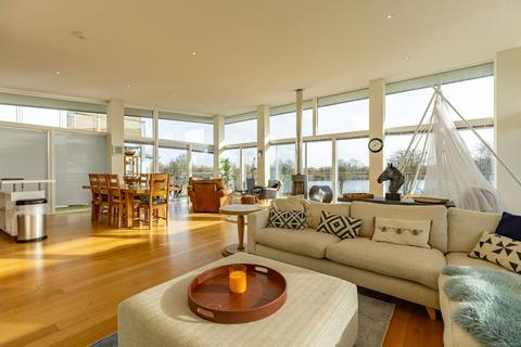 4 bedroom detached house for sale, 62 Howells Mere, The Lower Mill Estate
