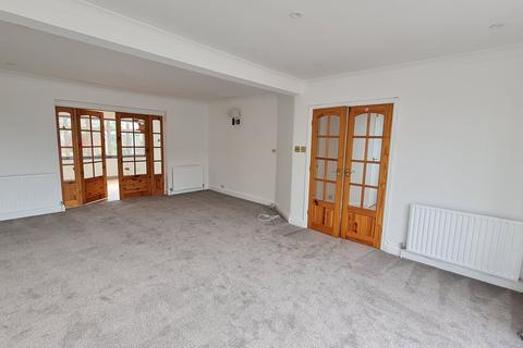 3 bedroom detached house to rent, Edgware Way, Edgware, HA8