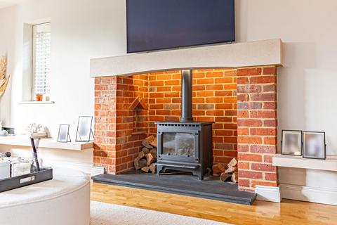 5 bedroom detached house for sale, Tythe Close, Stewkley, Leighton Buzzard