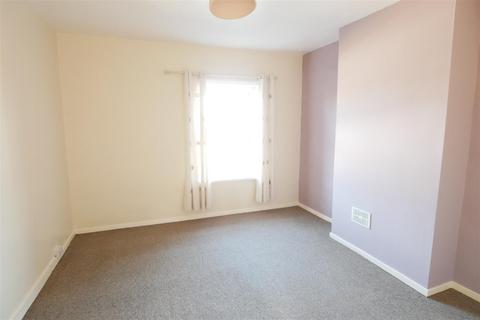 1 bedroom end of terrace house to rent, Lords Buildings, Morley