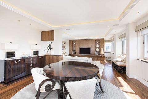Avenue Road, St John's Wood, London, NW8