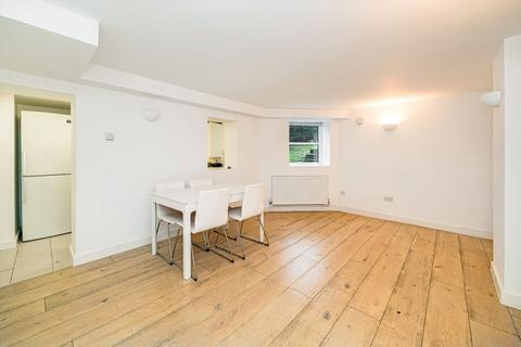 2 bedroom flat to rent, Fairhazel Gardens, London NW6