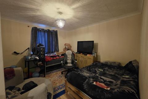 undefined, St. Thomas Road, Spalding