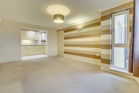 2 bedroom apartment for sale, Prince Avenue, Westcliff-on-sea, SS0