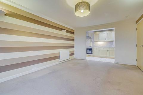 2 bedroom apartment for sale, Prince Avenue, Westcliff-on-sea, SS0