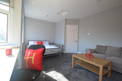 5 bedroom semi-detached house to rent, Lace Street (5 Bed), Nottingham NG7