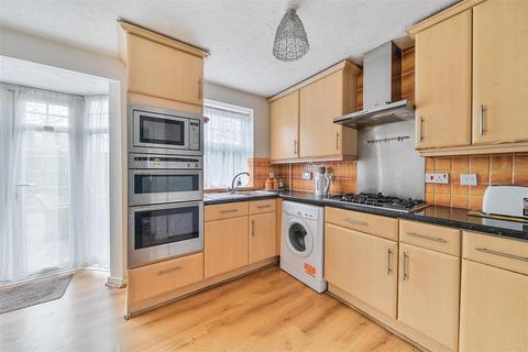 3 bedroom house for sale, Bryony Close, Bedford