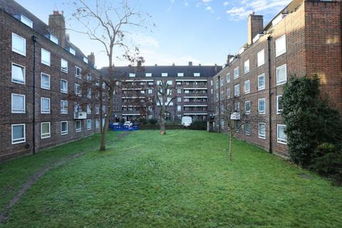 2 bedroom flat for sale, Peckham Road, London, SE5