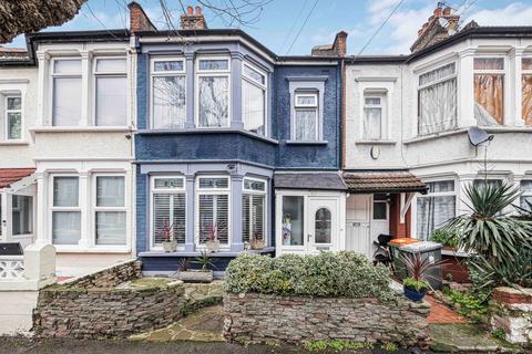 3 bedroom terraced house for sale, Montpelier Gardens, London E6