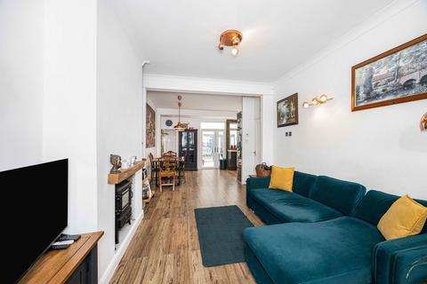 3 bedroom terraced house for sale, Montpelier Gardens, London E6