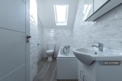 1 bedroom flat to rent, Christchurch Road, Bournemouth, BH7
