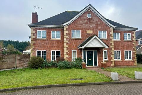 5 bedroom detached house to rent, Brook Way, Ruskington, NG34