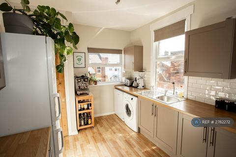 undefined, Heaton, Newcastle-Upon-Tyne, NE6