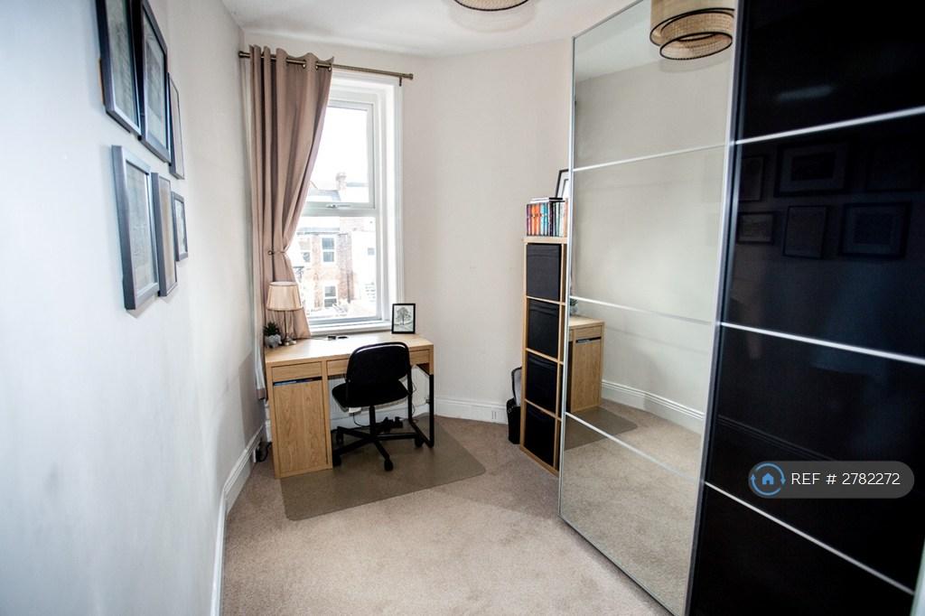Office / Dressing Room