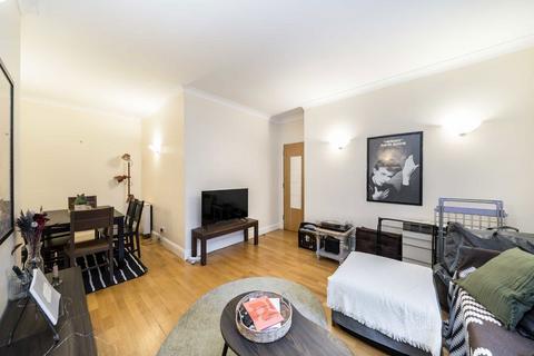 2 bedroom flat for sale, Belvedere Road, London SE1