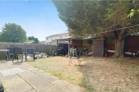 undefined, Ashbourne,  Bracknell,  RG12