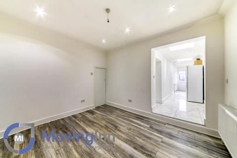 undefined, Heath Road, Thornton Heath, CR7 8NE