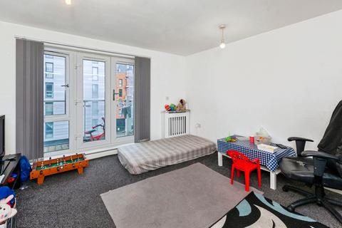 2 bedroom flat for sale, Mill Street, Slough, SL2