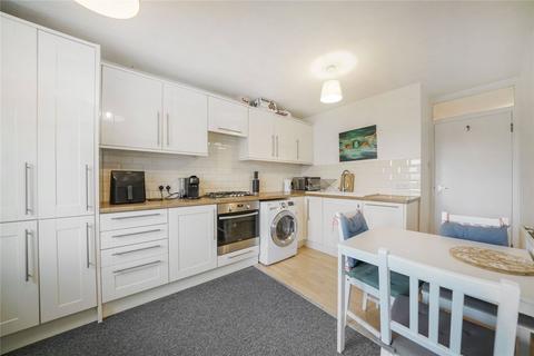 2 bedroom apartment for sale, Camden Road, London, N7