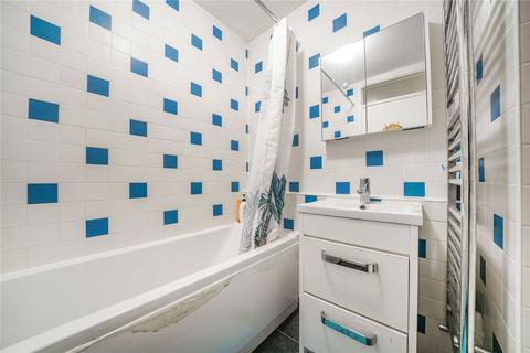 2 bedroom apartment for sale, Camden Road, London, N7
